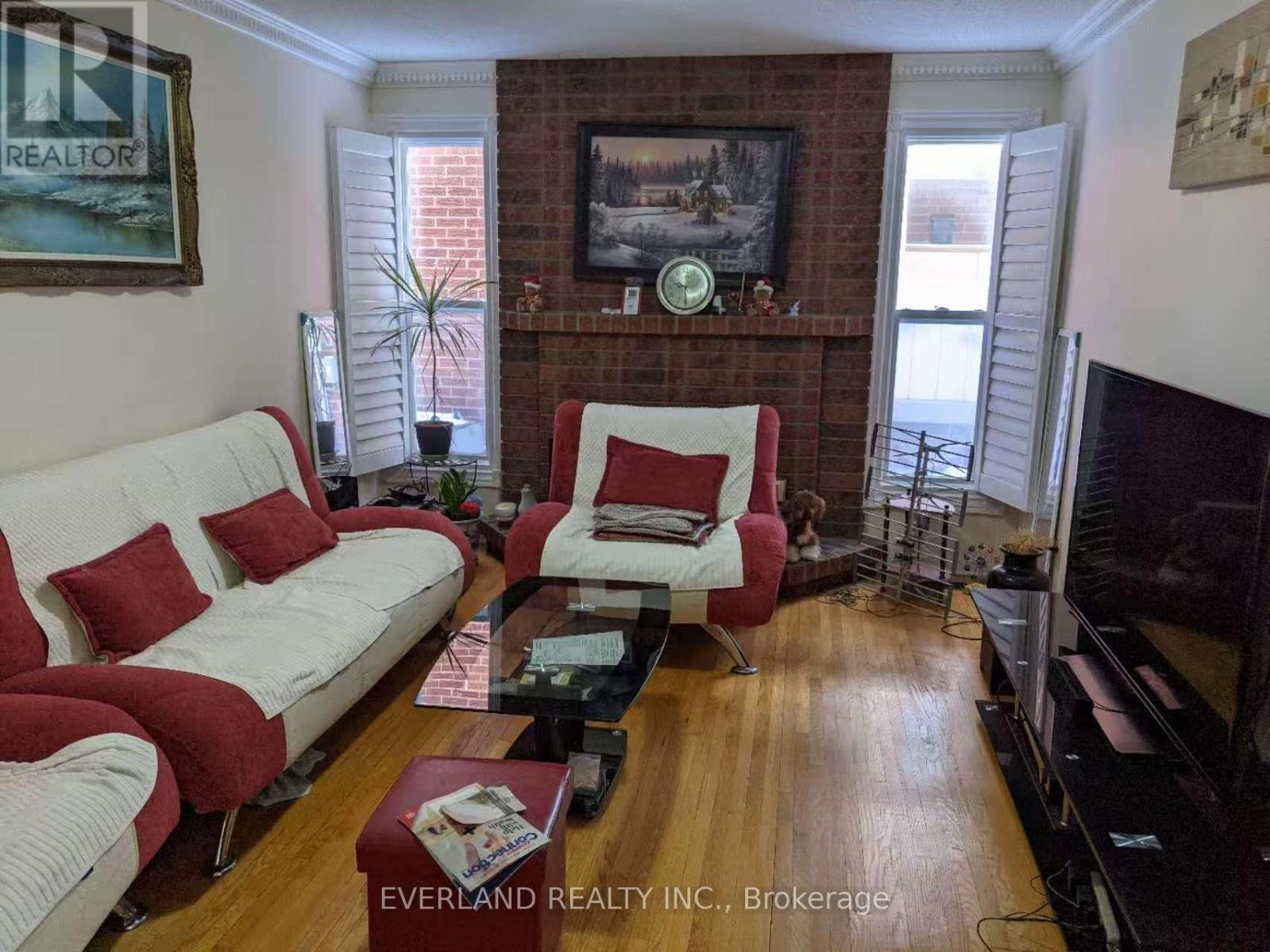 36 Rainthorpe Crescent, Toronto, Ontario  M1W 3S7 - Photo 4 - E12732712