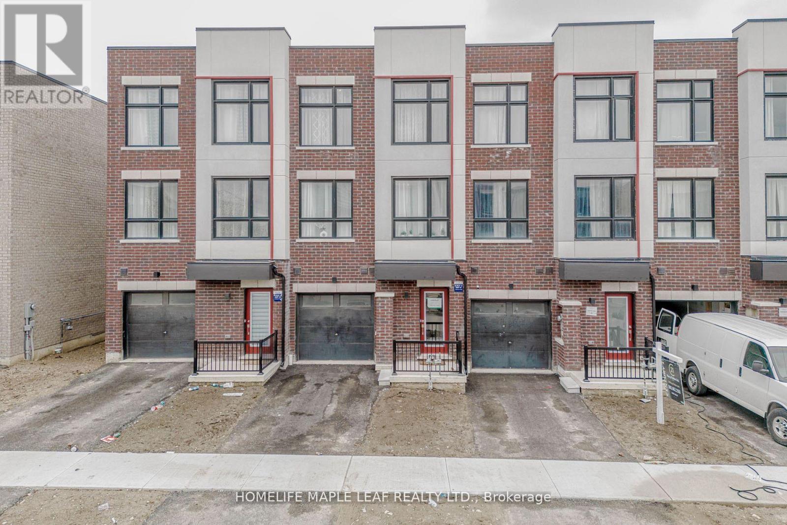 15 BATESON STREET, Ajax, Ontario