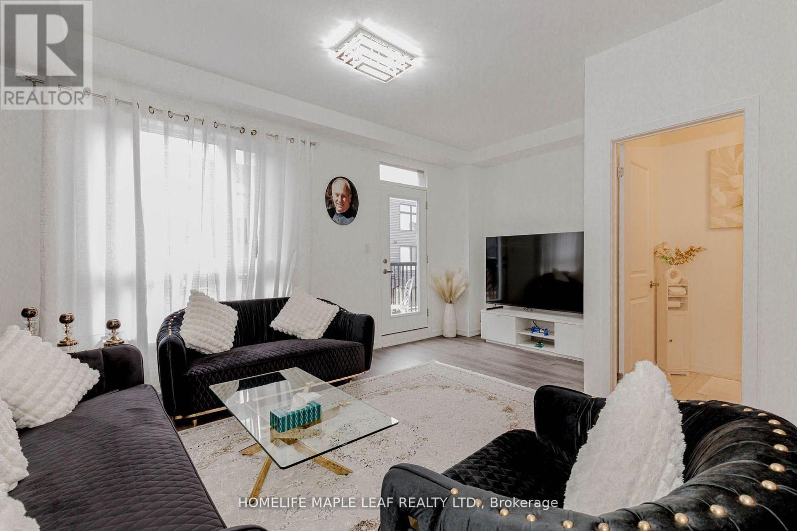 15 Bateson Street, Ajax, Ontario  L1S 7M3 - Photo 16 - E12732714