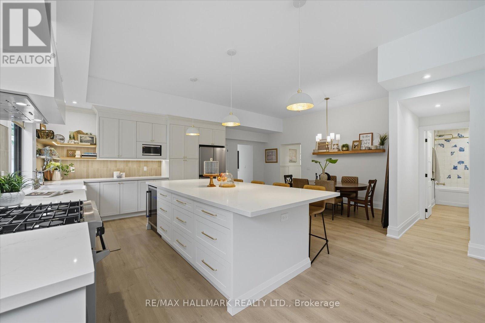 17 Mill Street, East Gwillimbury, Ontario  L0G 1M0 - Photo 16 - N12732492