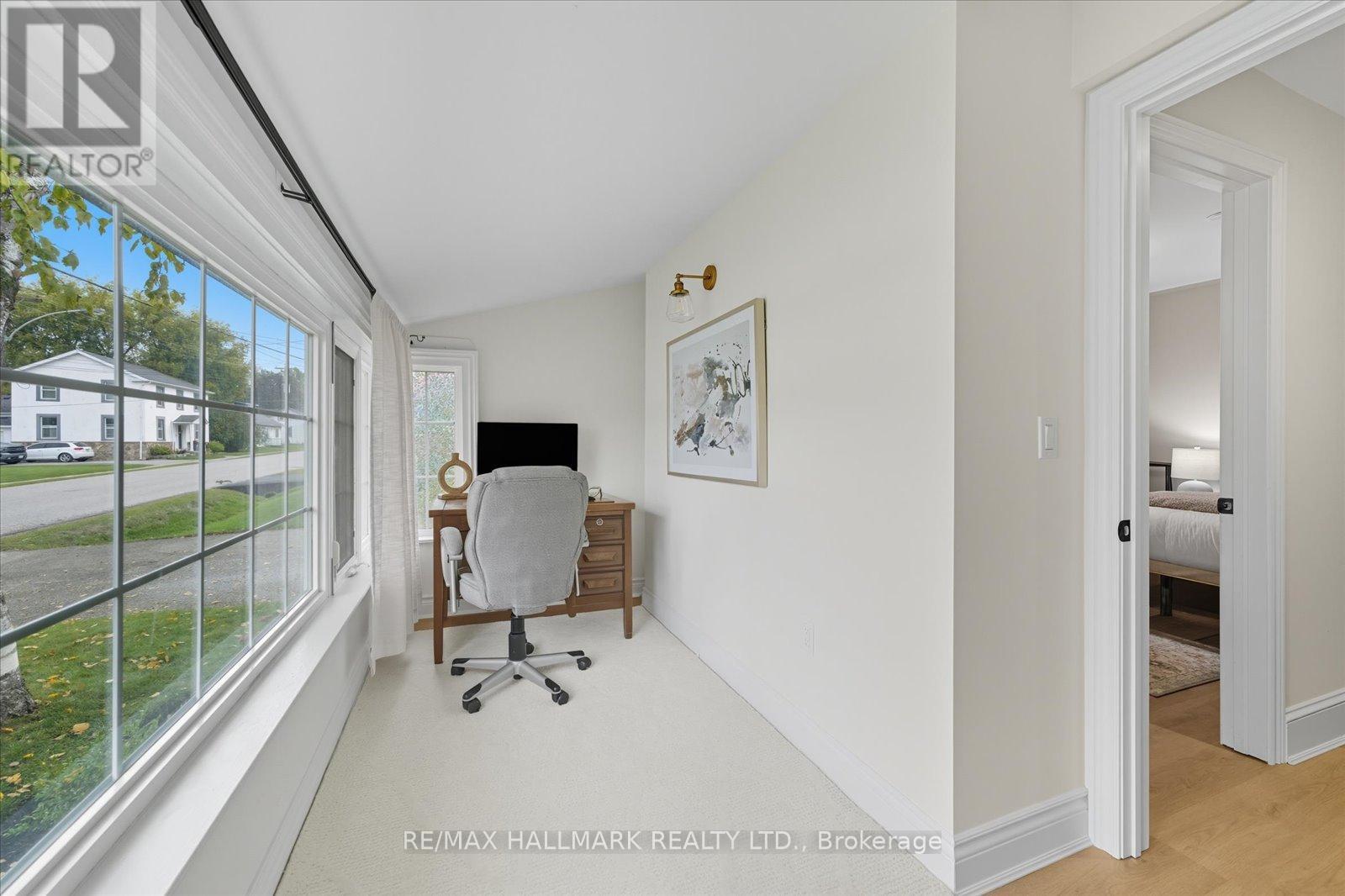 17 Mill Street, East Gwillimbury, Ontario  L0G 1M0 - Photo 5 - N12732492