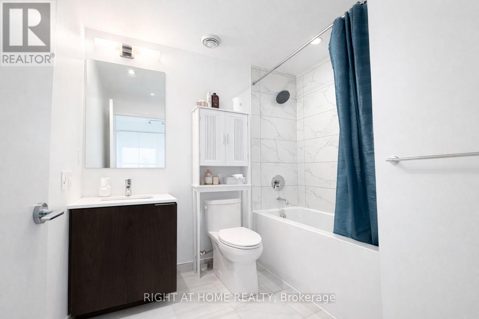 2201 - 950 Portage Parkway, Vaughan, Ontario  L4K 0J7 - Photo 10 - N12732542