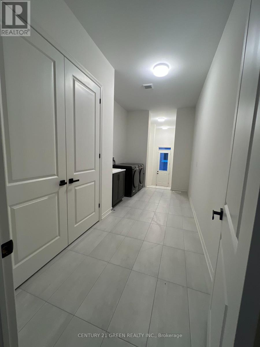 21 Marigold Boulevard, Adjala-Tosorontio, Ontario  L0G 1W0 - Photo 8 - N12732554