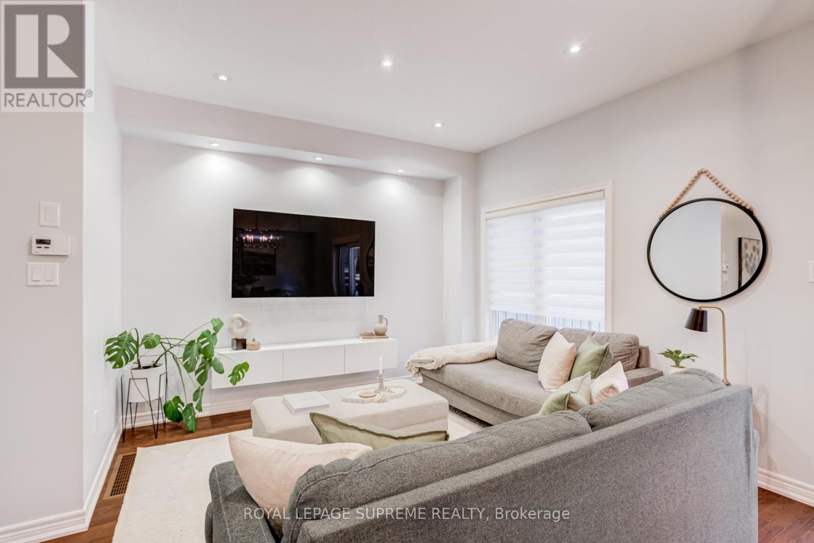 71 Luisa Street, Bradford West Gwillimbury, Ontario  L3Z 0P1 - Photo 6 - N12732566