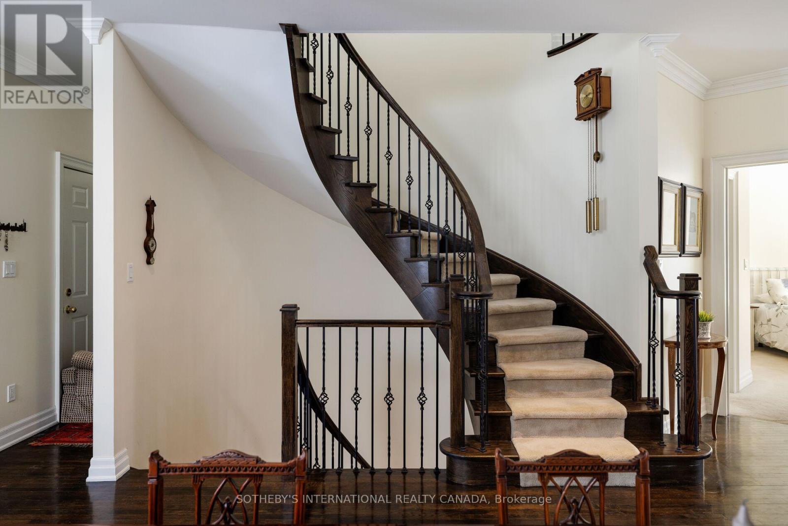 463 Crossing Bridge Place, Aurora, Ontario  L4G 7N1 - Photo 16 - N12732584