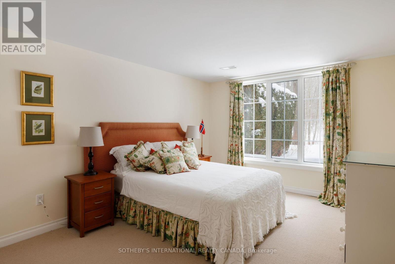 463 Crossing Bridge Place, Aurora, Ontario  L4G 7N1 - Photo 23 - N12732584