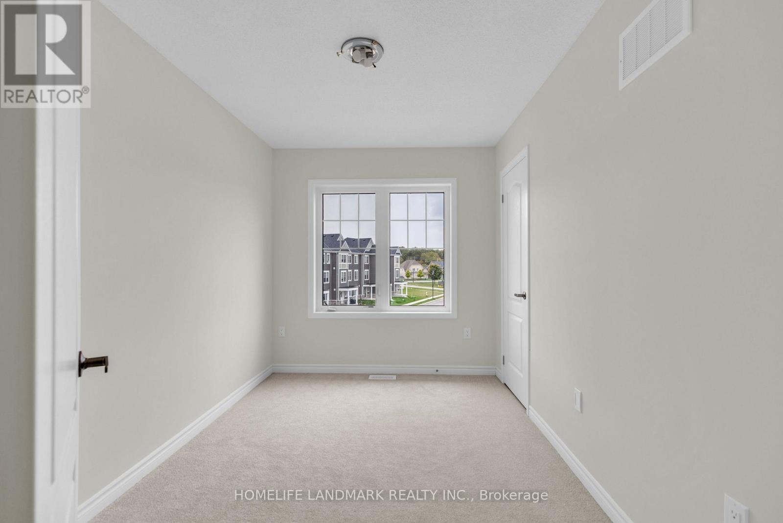 20 Lana Circle, Wasaga Beach, Ontario  L9Z 0K1 - Photo 12 - S12732626