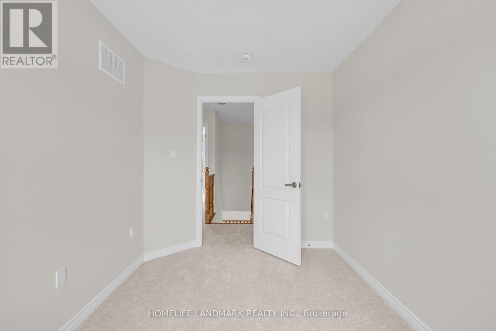 20 Lana Circle, Wasaga Beach, Ontario  L9Z 0K1 - Photo 13 - S12732626