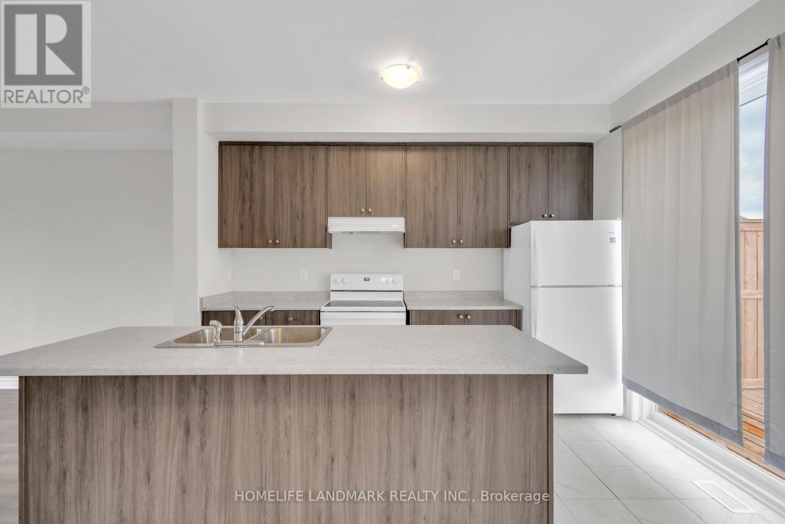 6 Spencer Boulevard, Wasaga Beach, Ontario  L9Z 0K1 - Photo 14 - S12732648