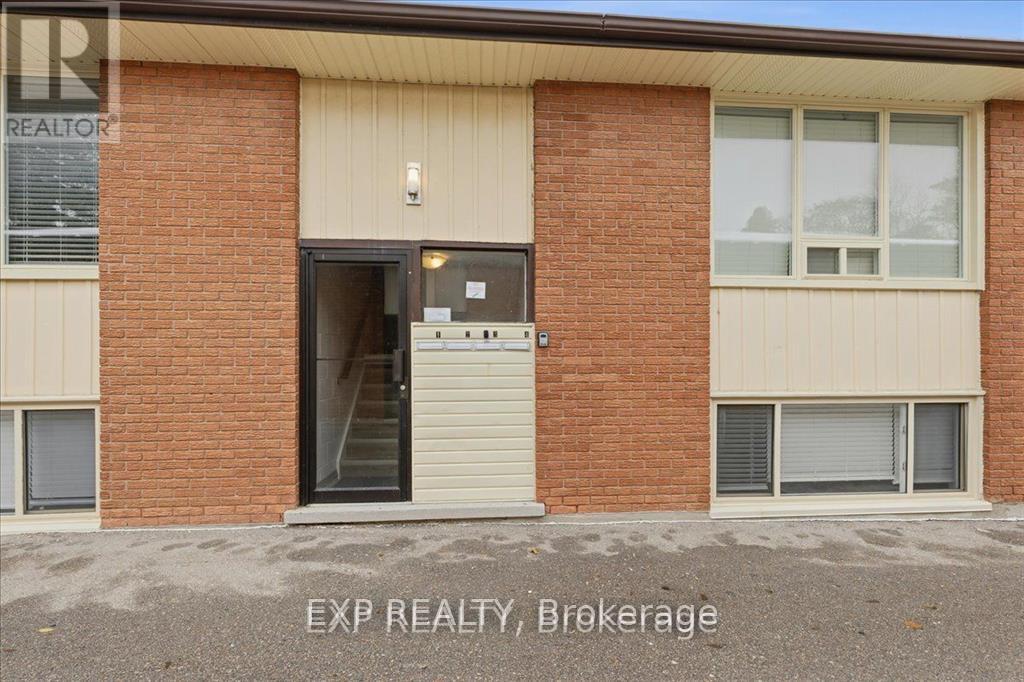72 Barbara Crescent, Kitchener, Ontario  N2M 4N2 - Photo 10 - X12696614