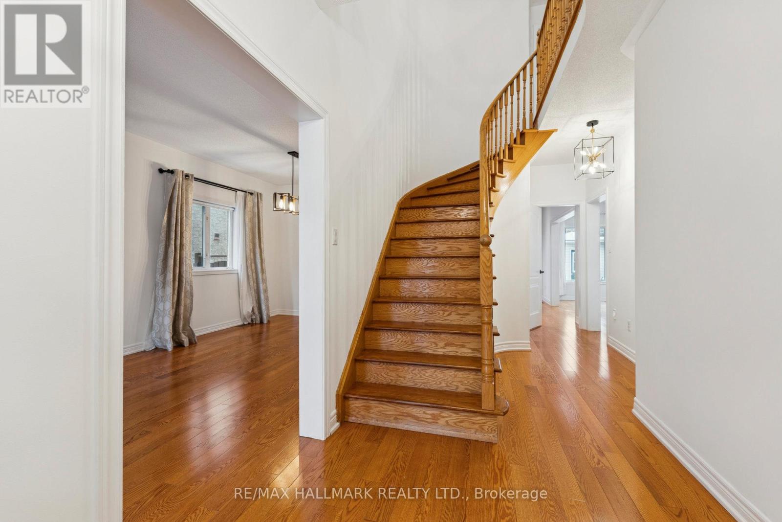 94 Olde Town Road, Brampton, Ontario  L6X 4X9 - Photo 17 - W12732500