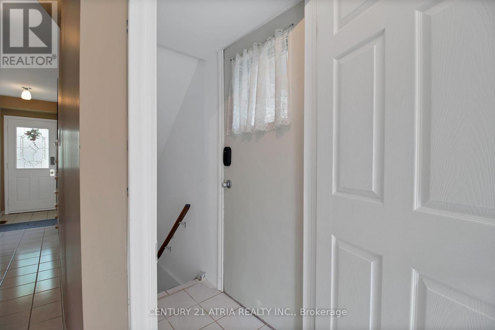 2616 Widemarr Road, Mississauga, Ontario  L5J 1M3 - Photo 23 - W12732502