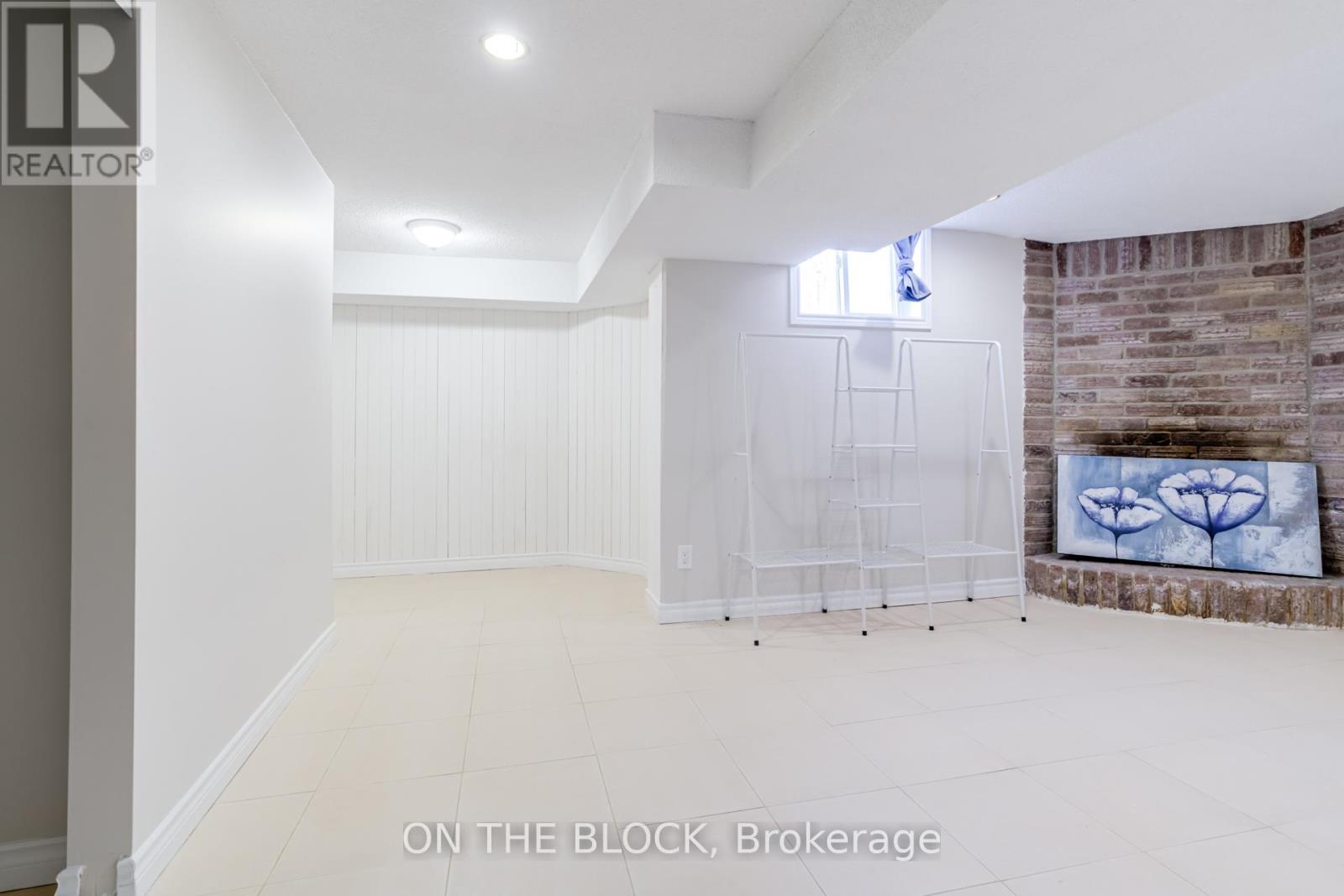 409 Silverthorne Crescent, Mississauga, Ontario  L5R 1W1 - Photo 12 - W12732504