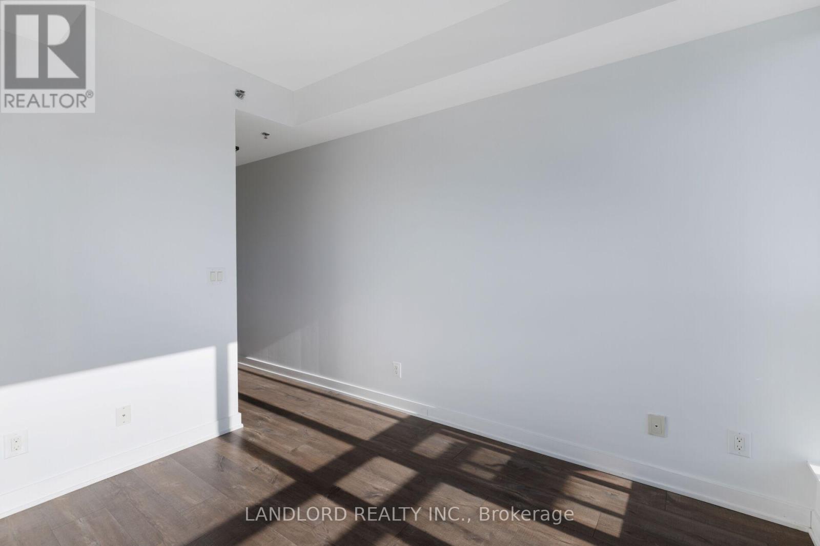 905 - 11 Superior Avenue, Toronto, Ontario  M8V 0A7 - Photo 19 - W12732536