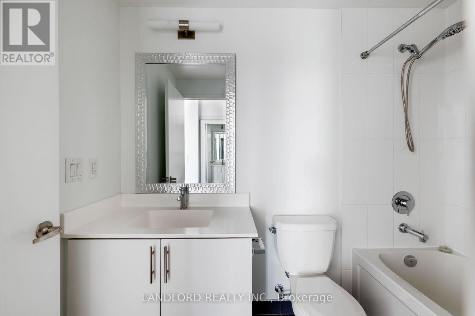 905 - 11 Superior Avenue, Toronto, Ontario  M8V 0A7 - Photo 25 - W12732536