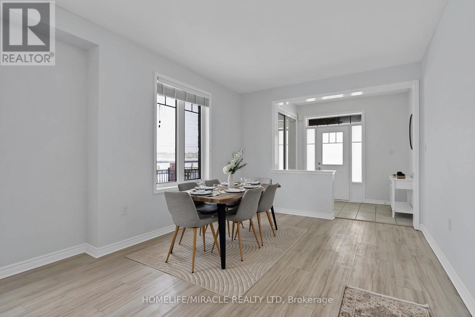 12 Ringway Road, Brampton, Ontario  L7A 4T4 - Photo 4 - W12732572