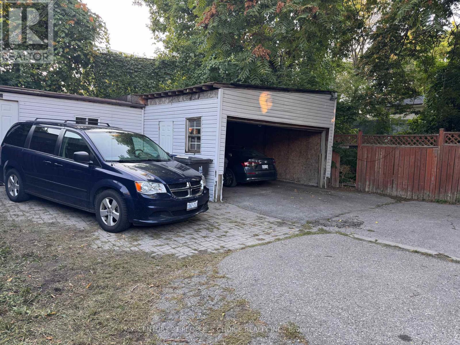 538 Caledonia Road, Toronto, Ontario  M6E 4V4 - Photo 18 - W12732602