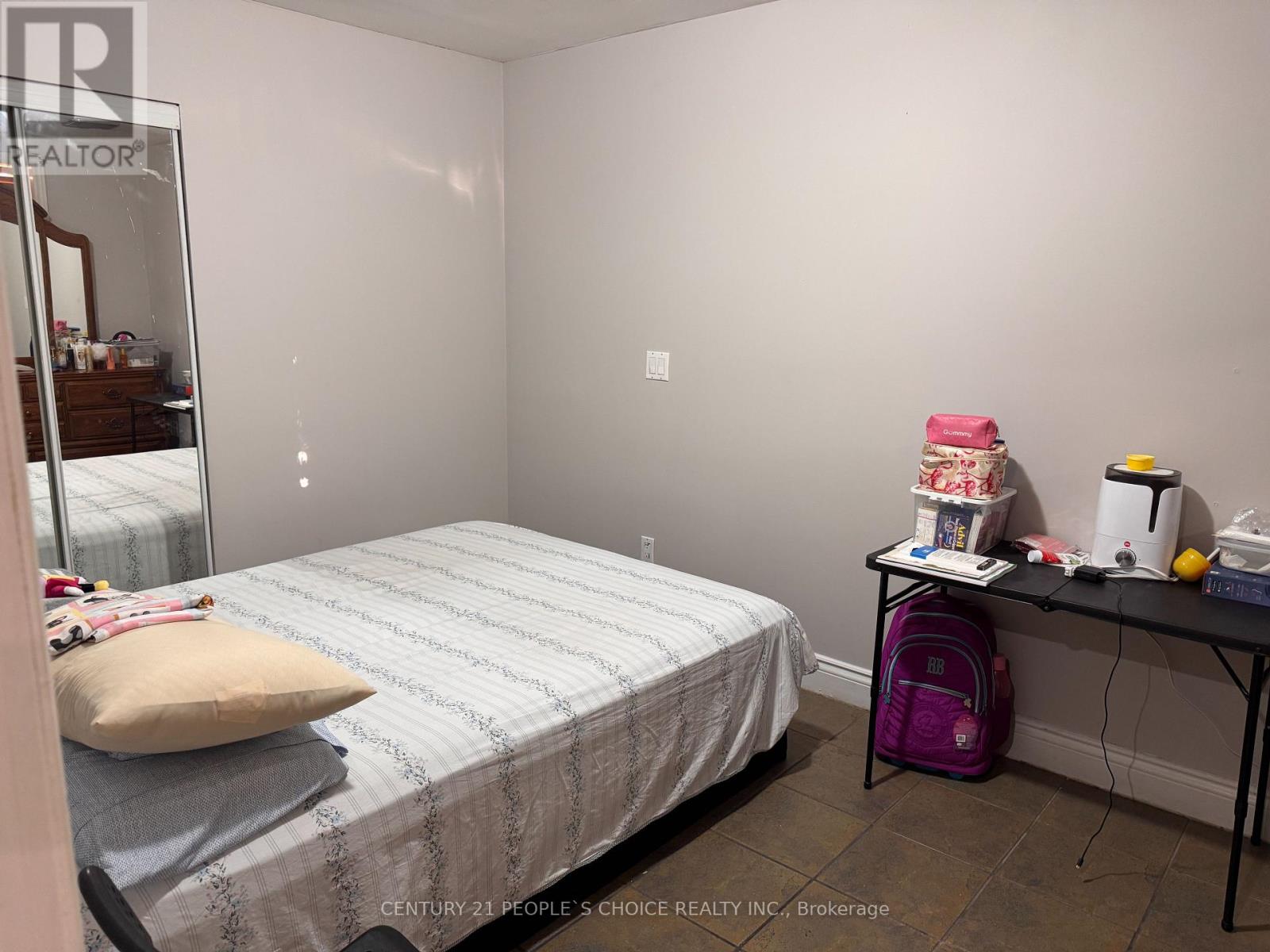 538 Caledonia Road, Toronto, Ontario  M6E 4V4 - Photo 9 - W12732602