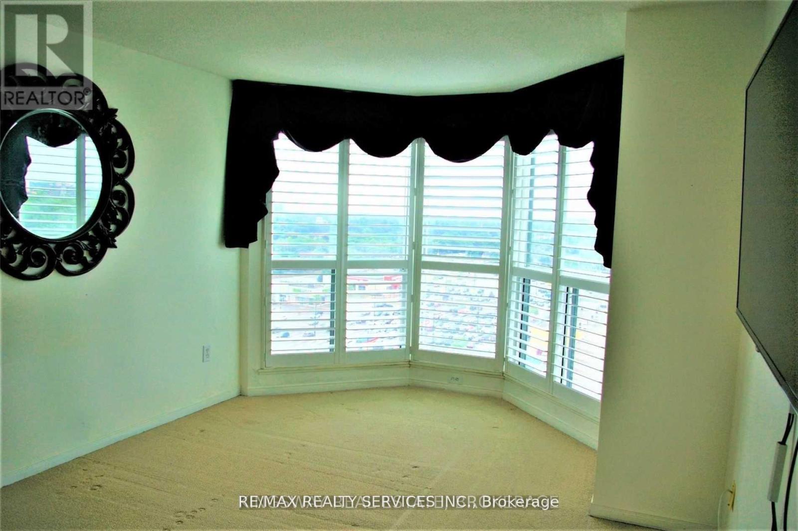 1403 - 2177 Burnhamthorpe Road W, Mississauga, Ontario  L5L 5P9 - Photo 11 - W12732618