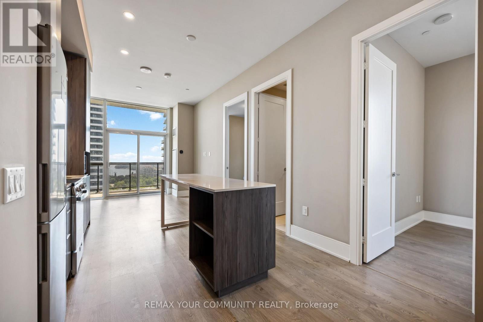 Lph01 - 65 Annie Craig Drive, Toronto, Ontario  M8V 0C4 - Photo 2 - W12732630