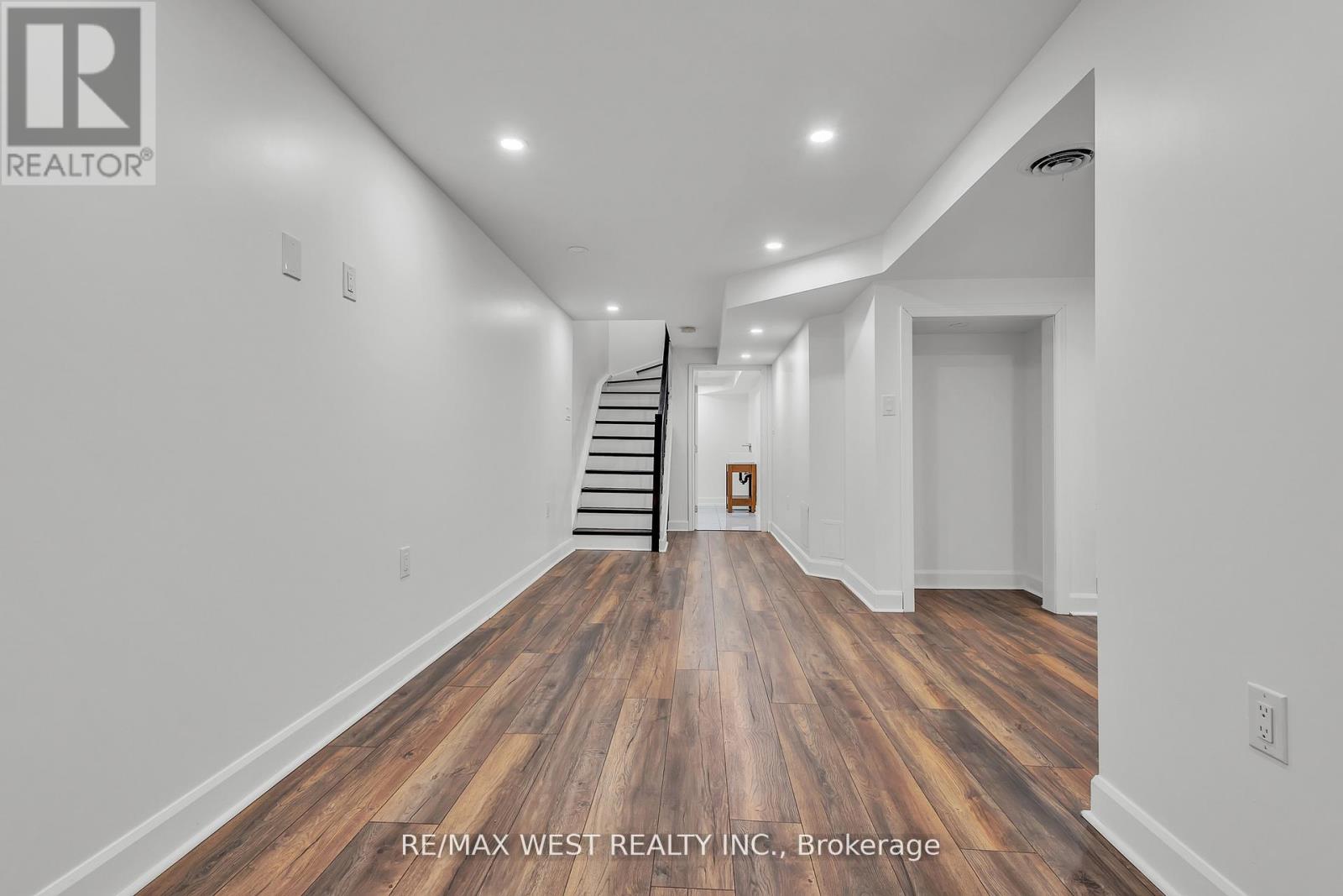 3865 Allcroft Road, Mississauga, Ontario  L5N 7E3 - Photo 28 - W12732640