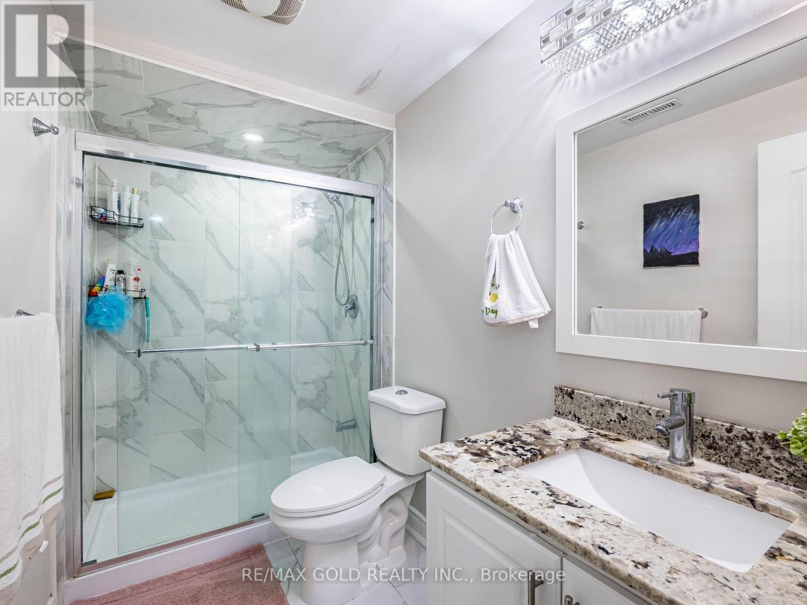 6 Feeder Street, Brampton, Ontario  L7A 4T8 - Photo 8 - W12732662