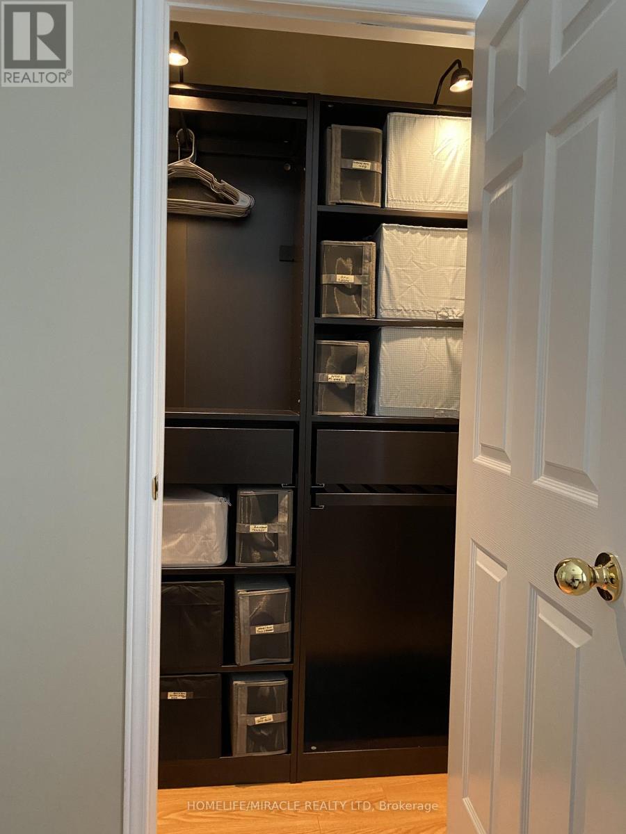 4 Sled Dog Road, Brampton, Ontario  L6R 0H8 - Photo 20 - W12732684