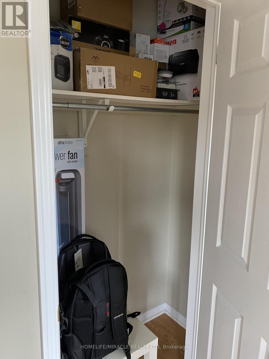 4 Sled Dog Road, Brampton, Ontario  L6R 0H8 - Photo 21 - W12732684