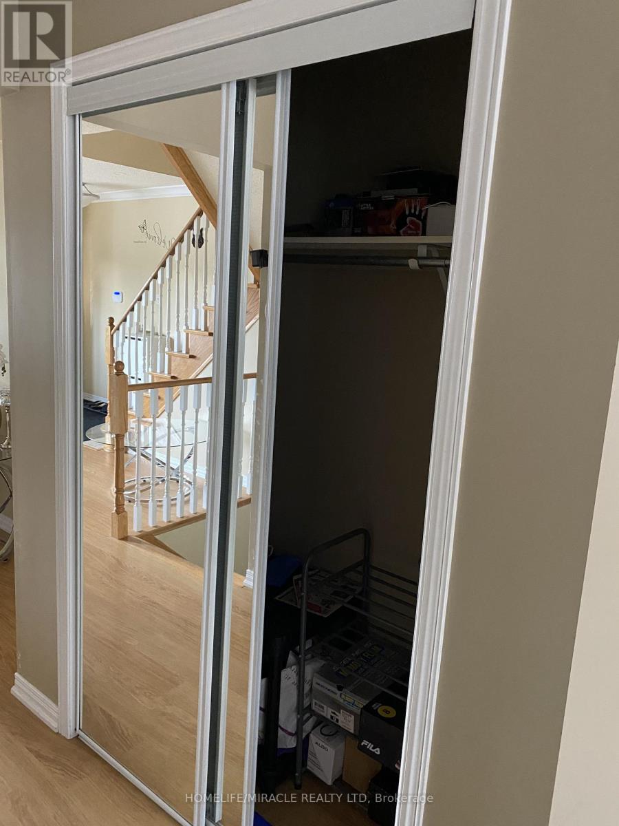 4 Sled Dog Road, Brampton, Ontario  L6R 0H8 - Photo 25 - W12732684