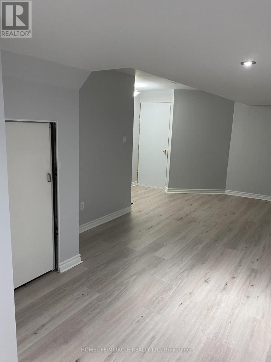 4 Sled Dog Road, Brampton, Ontario  L6R 0H8 - Photo 32 - W12732684