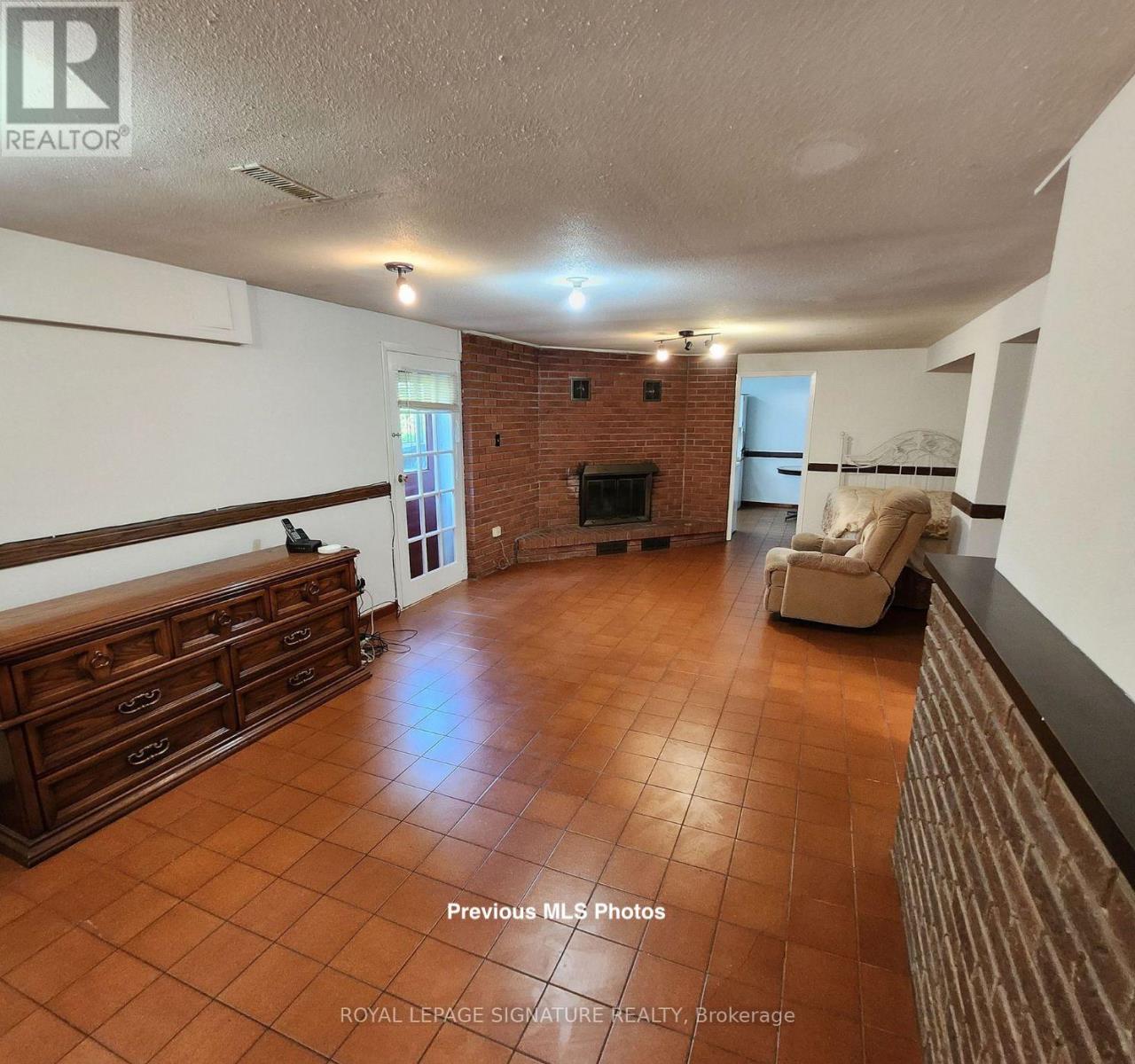 Bsmt - 2675 Sherhill Drive, Mississauga, Ontario  L5J 3Z2 - Photo 3 - W12732694