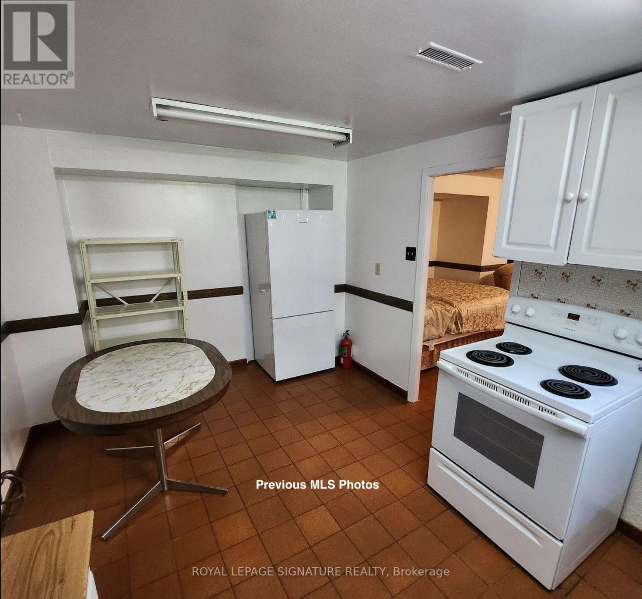 Bsmt - 2675 Sherhill Drive, Mississauga, Ontario  L5J 3Z2 - Photo 6 - W12732694