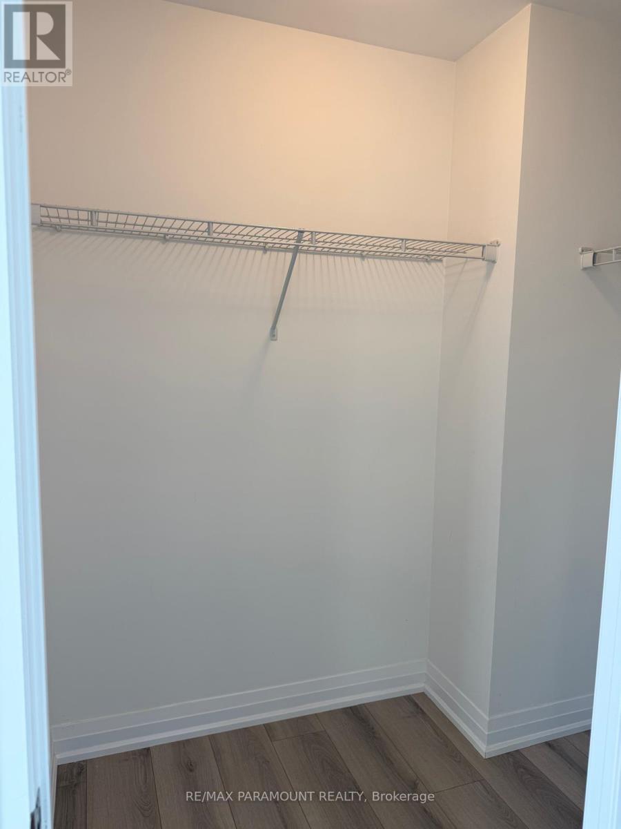 330 - 85 Attmar Drive, Brampton, Ontario  L6P 0Y6 - Photo 11 - W12732706