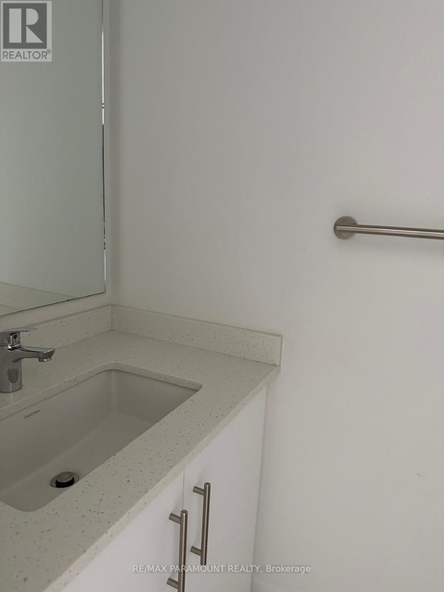 330 - 85 Attmar Drive, Brampton, Ontario  L6P 0Y6 - Photo 18 - W12732706