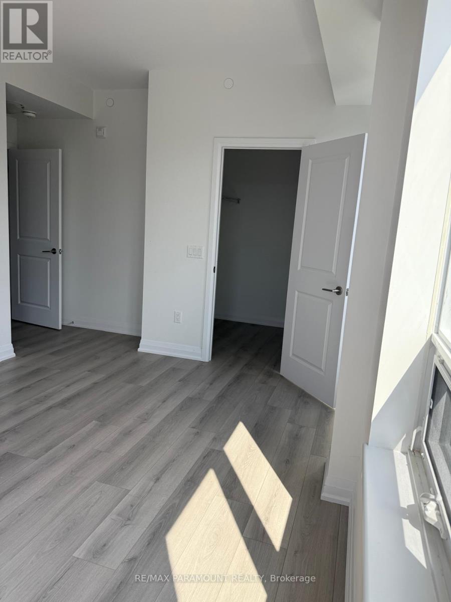 330 - 85 Attmar Drive, Brampton, Ontario  L6P 0Y6 - Photo 9 - W12732706