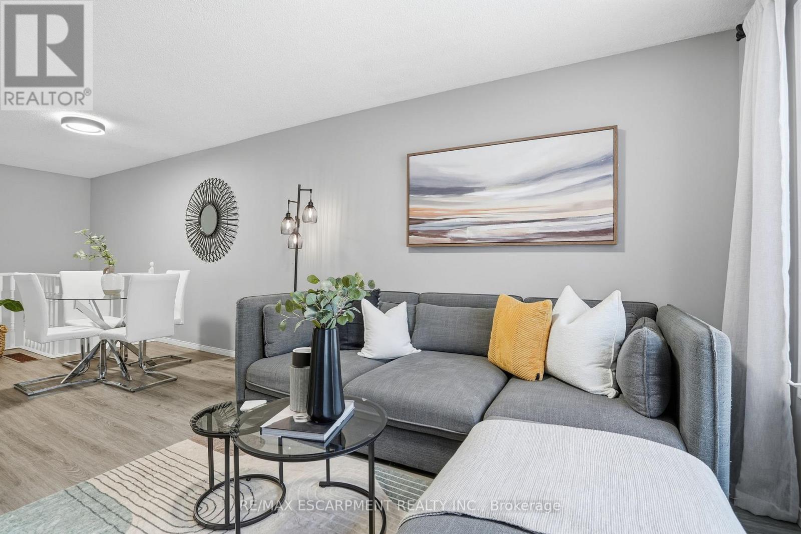 31 Galileo Boulevard, Brantford, Ontario  N3R 7Y3 - Photo 5 - X12732496