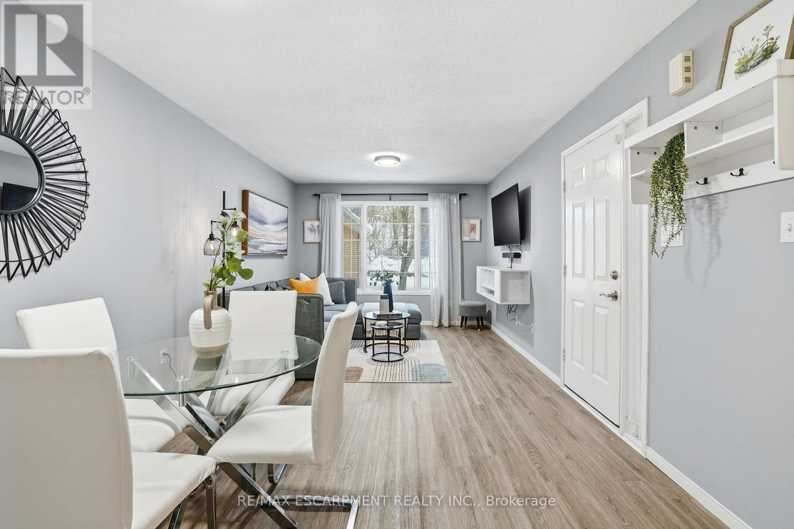 31 Galileo Boulevard, Brantford, Ontario  N3R 7Y3 - Photo 9 - X12732496