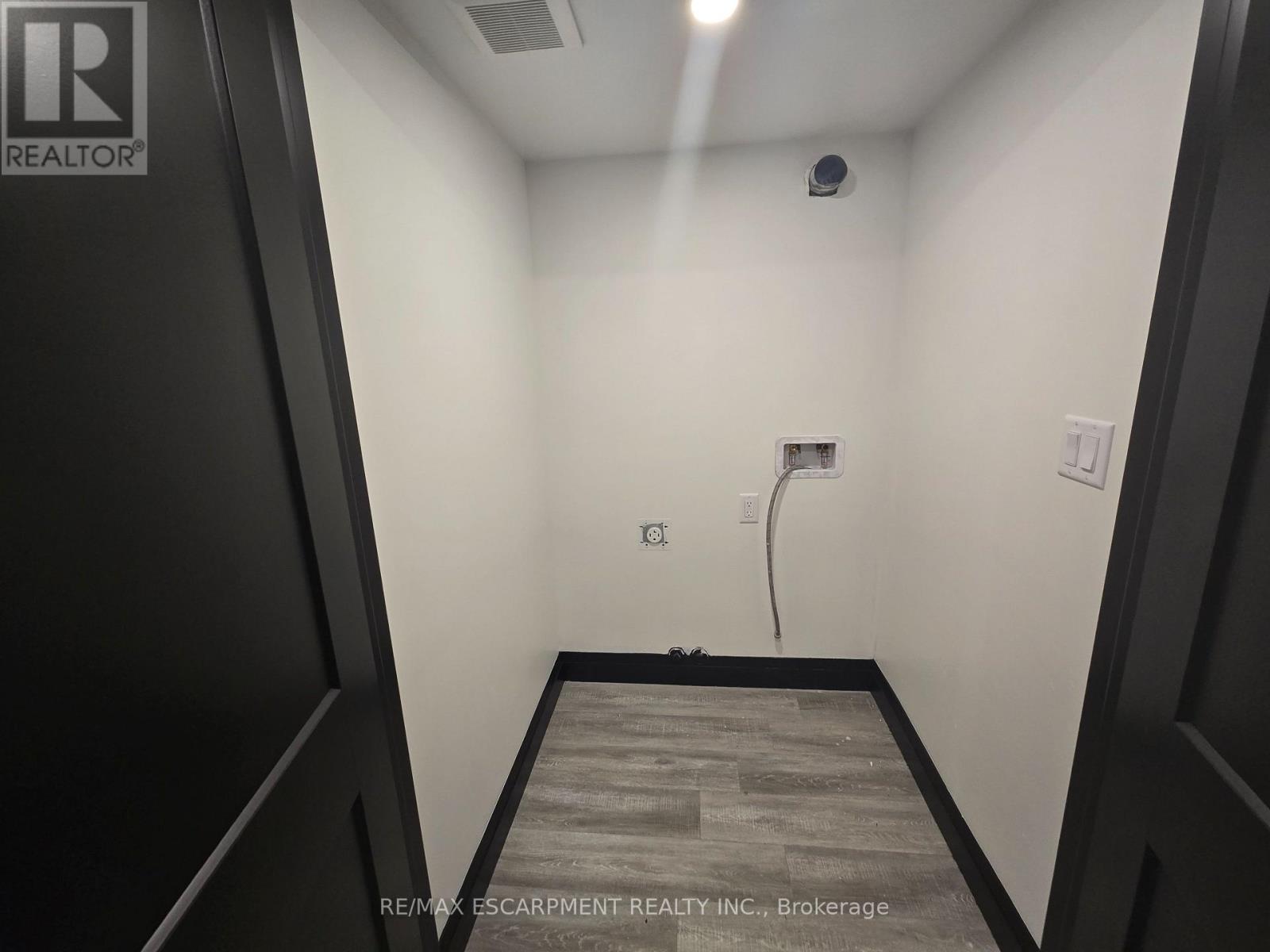 2 - 531 Queenston Road, Hamilton, Ontario  L8K 1J7 - Photo 21 - X12732510