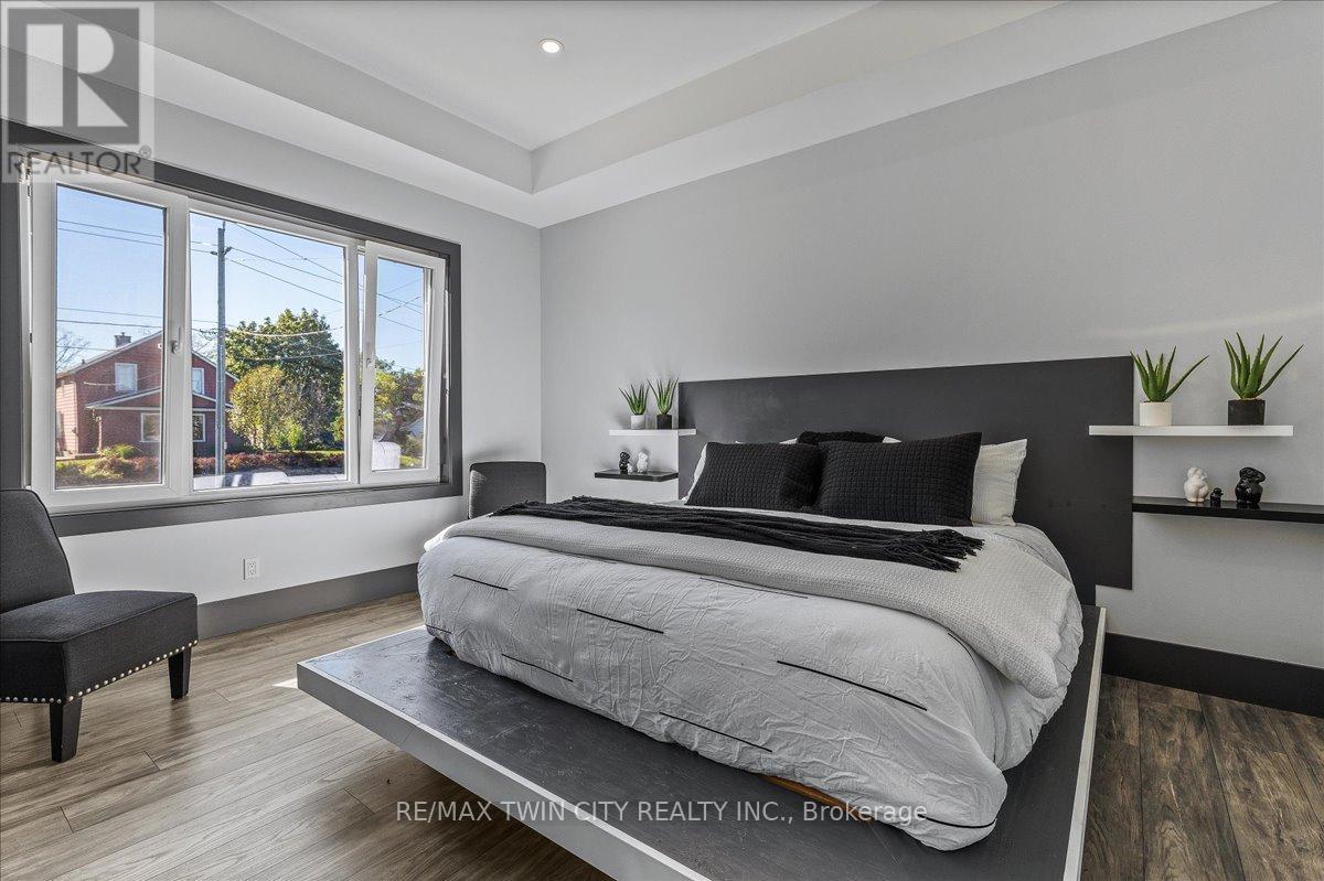 404 Montrose Street N, Cambridge, Ontario  N3H 2P3 - Photo 6 - X12732520