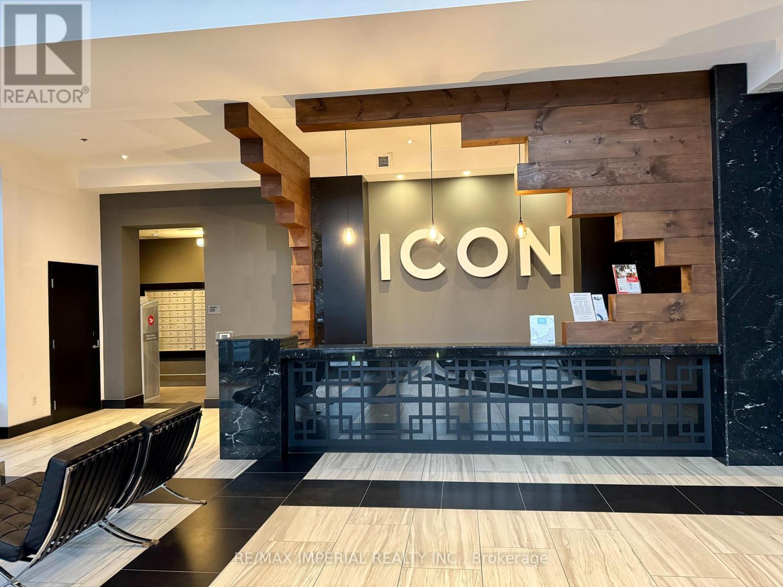 N2704 - 330 Phillip Street, Waterloo, Ontario  N2L 3W9 - Photo 2 - X12732522