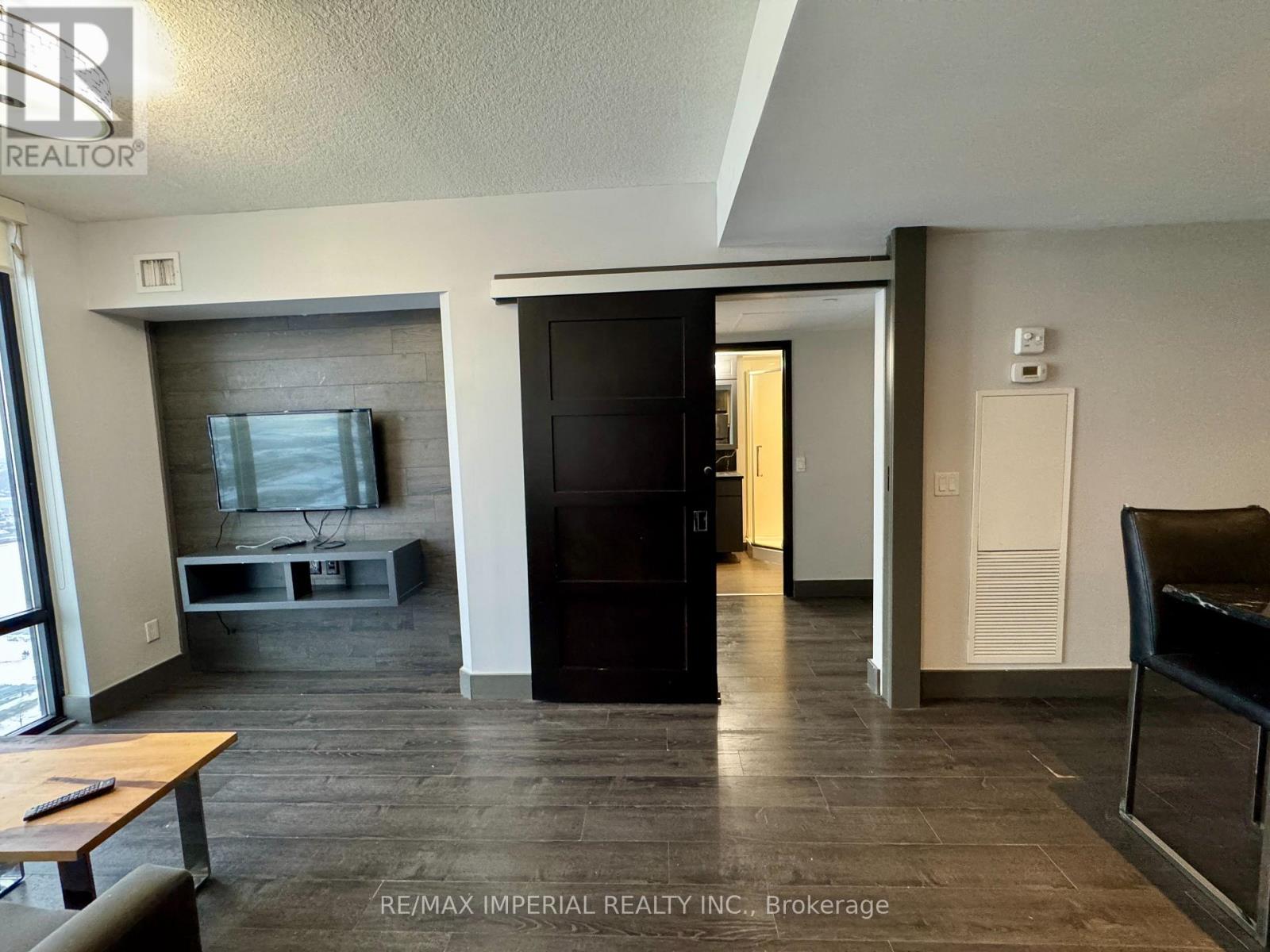 N2704 - 330 Phillip Street, Waterloo, Ontario  N2L 3W9 - Photo 24 - X12732522