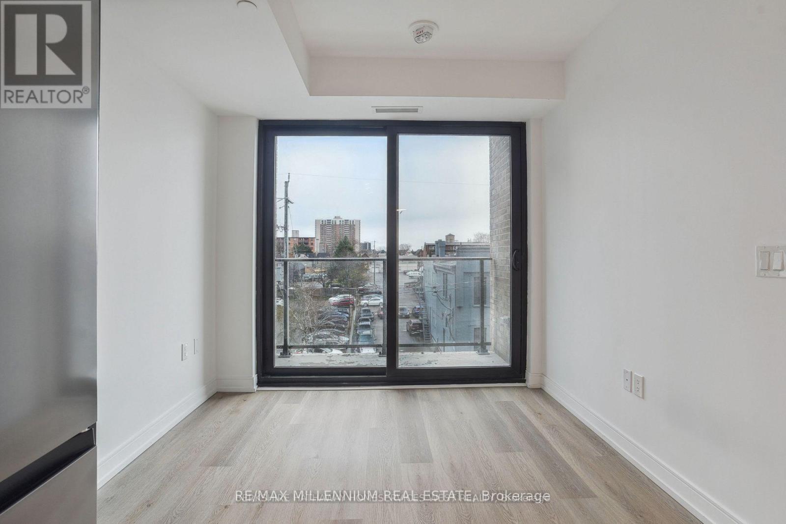 329 - 1 Jarvis Street, Hamilton, Ontario  L8R 3J2 - Photo 12 - X12732604