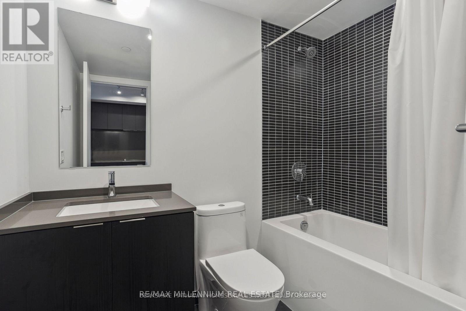 329 - 1 Jarvis Street, Hamilton, Ontario  L8R 3J2 - Photo 18 - X12732604