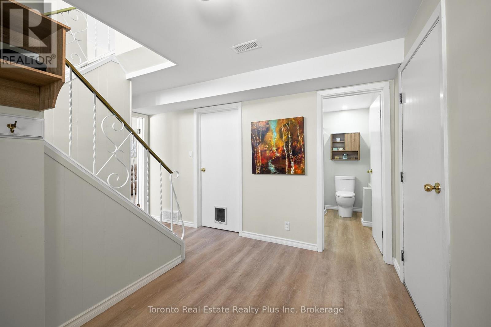 528 Greenbrook Drive, Kitchener, Ontario  N2M 4K6 - Photo 22 - X12732670