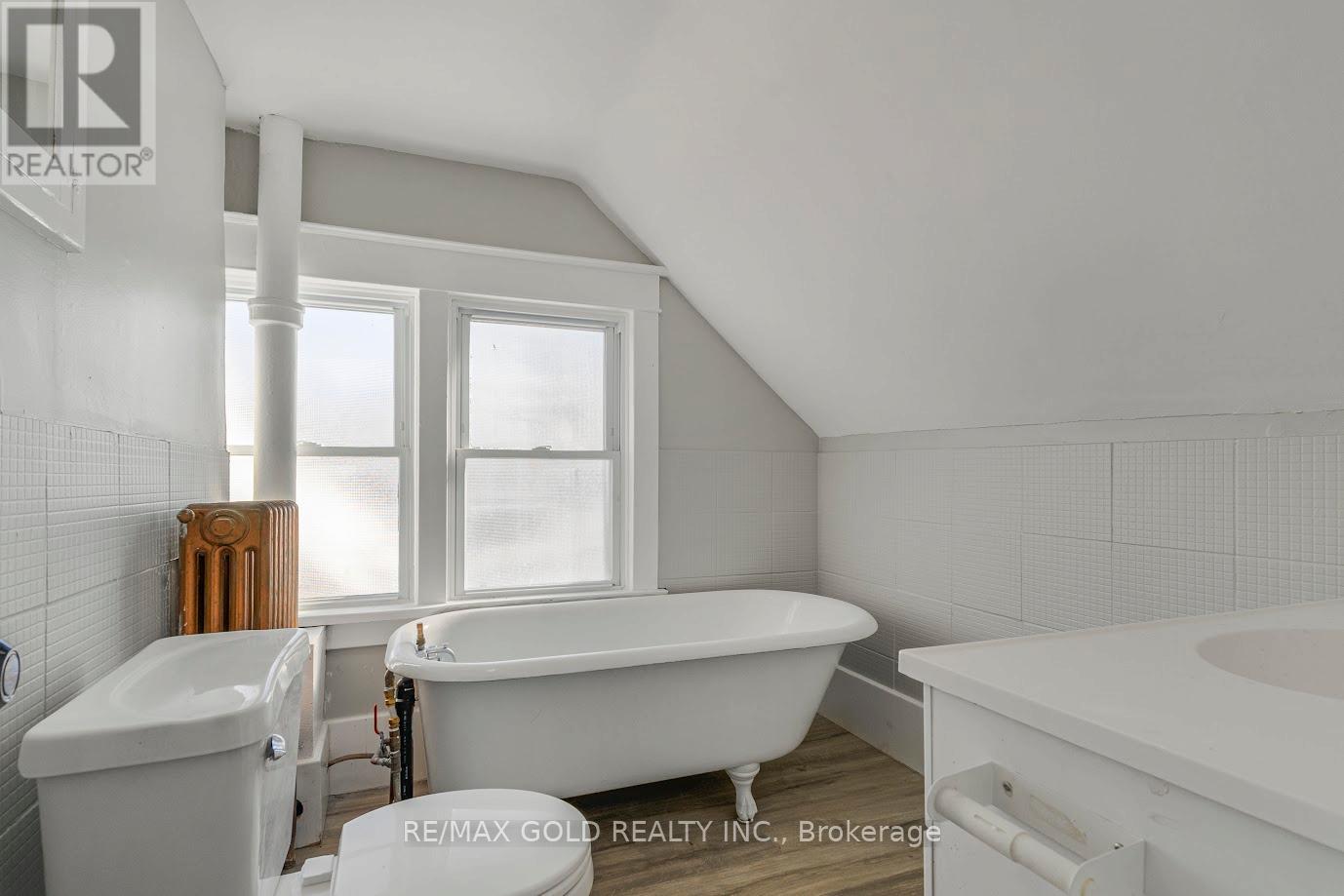 3 - 23 Avenue Place, Welland, Ontario  L3B 4B2 - Photo 10 - X12732672