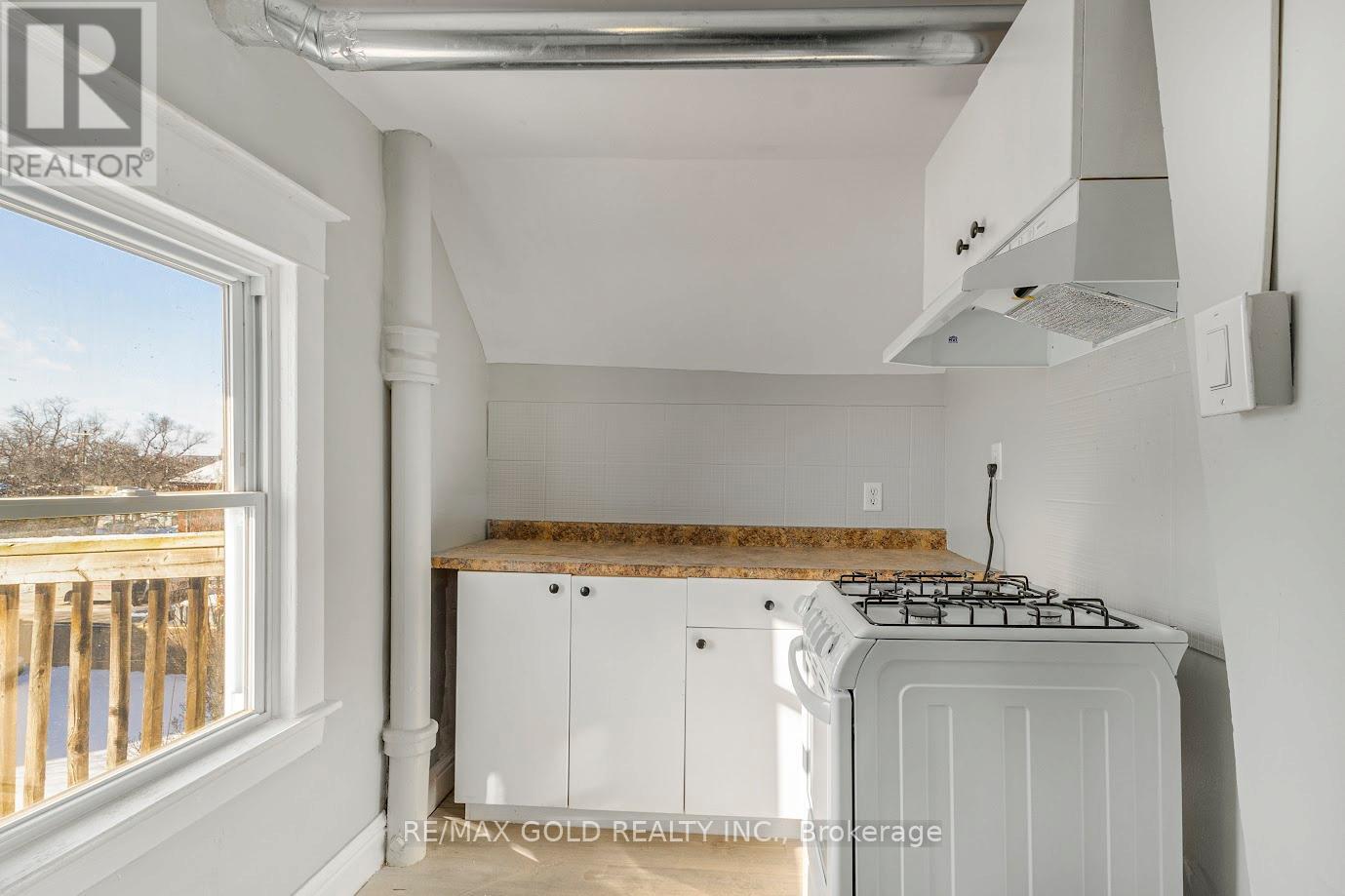 3 - 23 Avenue Place, Welland, Ontario  L3B 4B2 - Photo 7 - X12732672