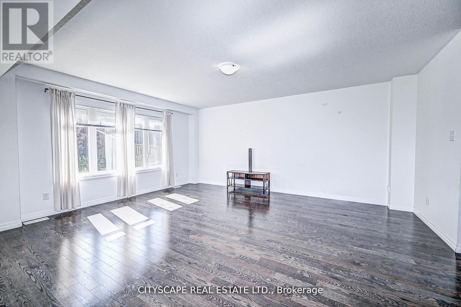 6 Castlebay Street, Kitchener, Ontario  N2R 0G5 - Photo 15 - X12732702