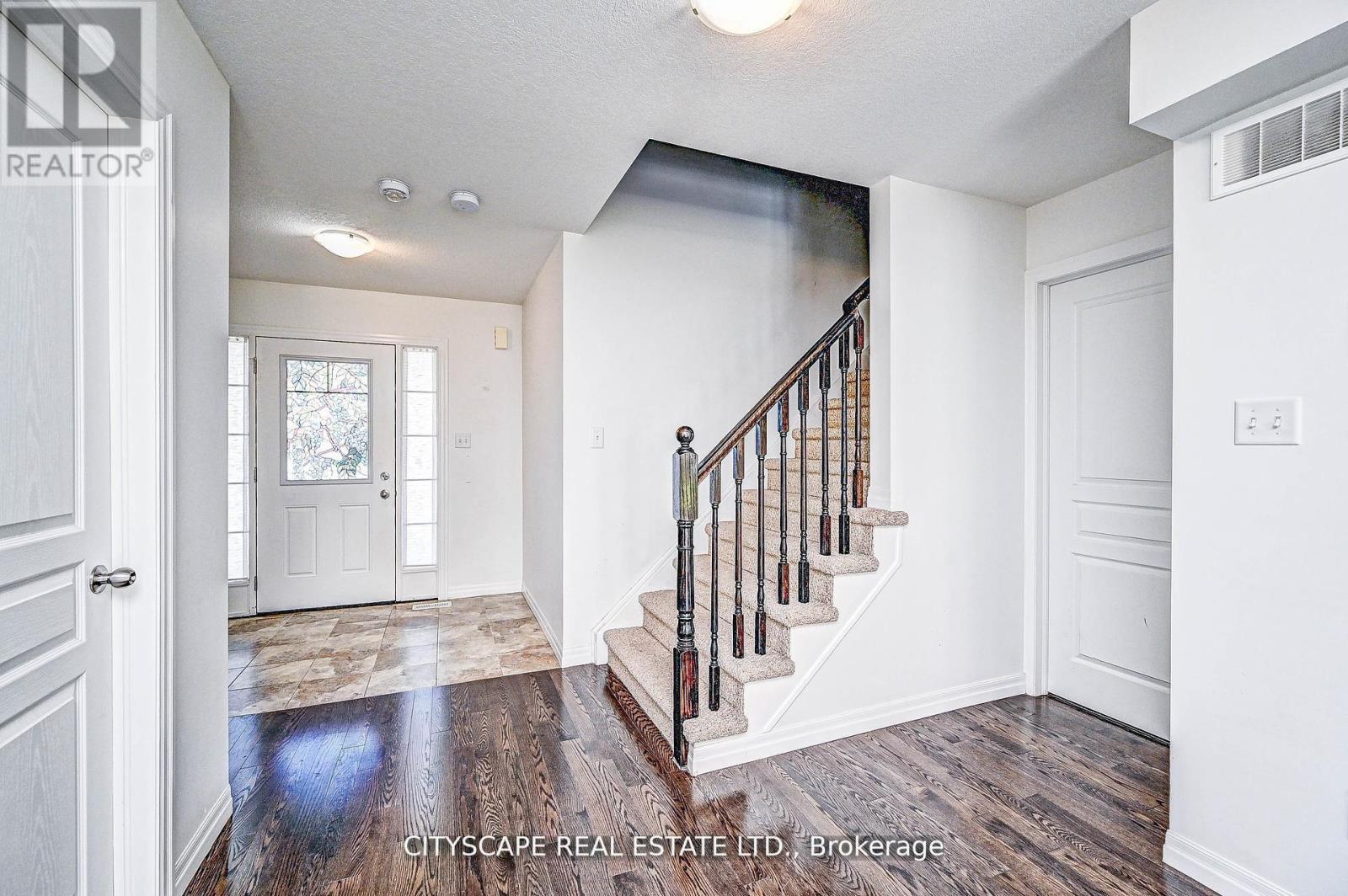 6 Castlebay Street, Kitchener, Ontario  N2R 0G5 - Photo 22 - X12732702