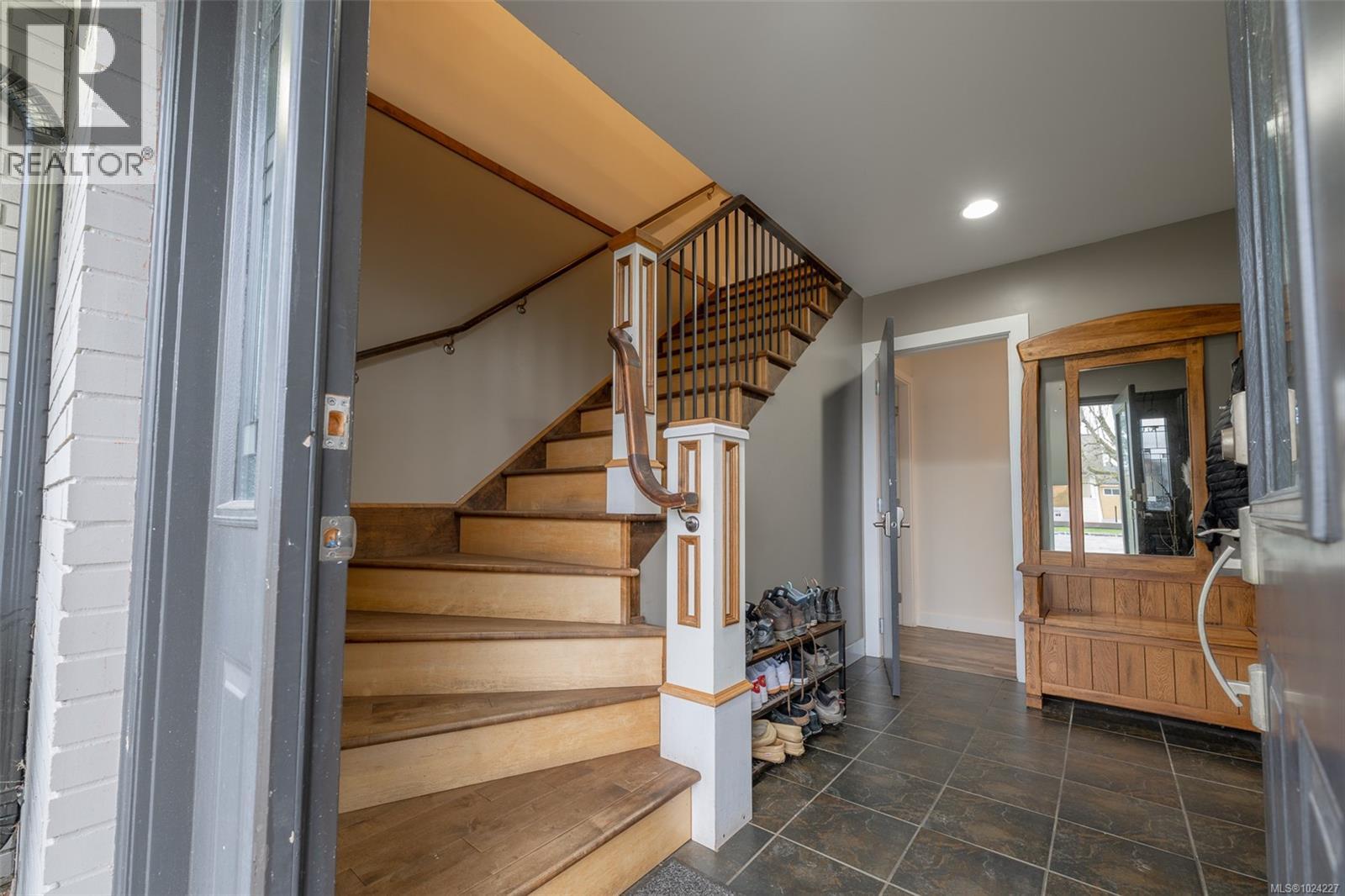 3055 9th Ave, Port Alberni, British Columbia  V9Y 2M1 - Photo 4 - 1024227