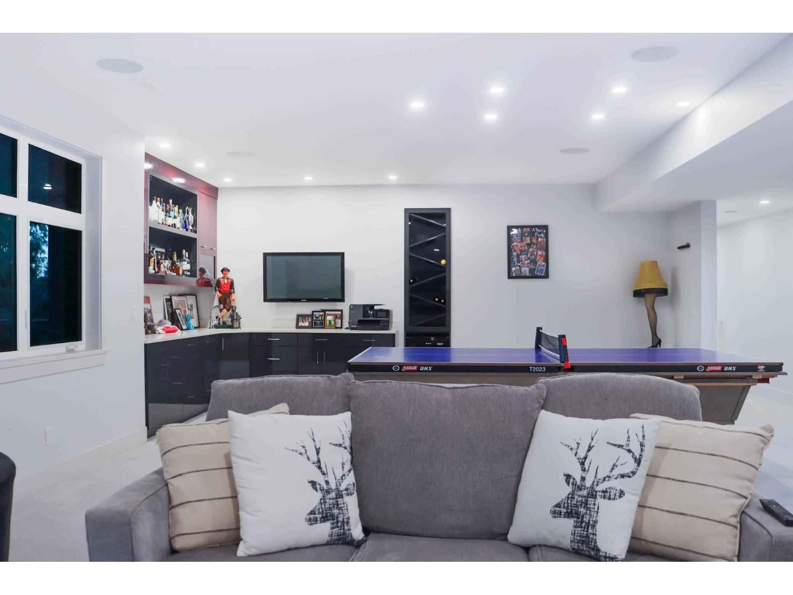 8211 264 Street, Langley, British Columbia  V1M 3M2 - Photo 11 - R3080944